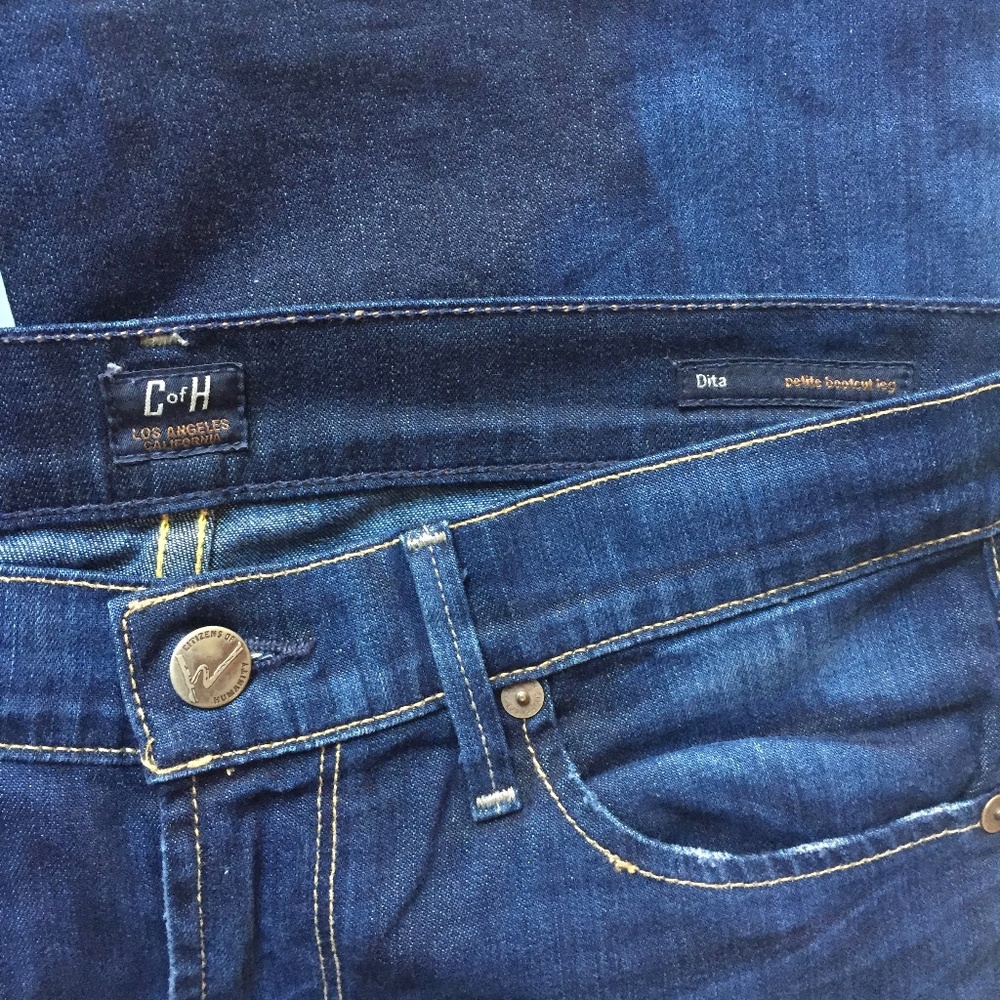 Citizens of Humanity Dita Petite Bootcut Jeans - Picture 4 of 9